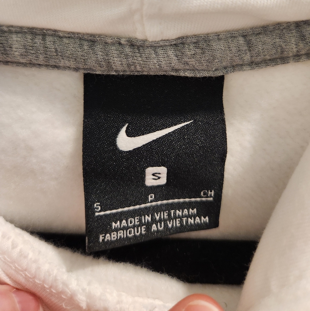 Nike White NC Elite Volleyball Hoodie with Black Embroidered Logo - Picture 5 of 6